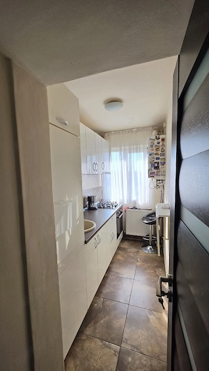 Proprietar Apartament 3 camere in zona Complexului Studentesc,Olimpia, Novatim, Stadion - imagine 4