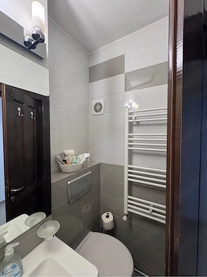 Apartament 3 camere Zavoi Independentei - imagine 2