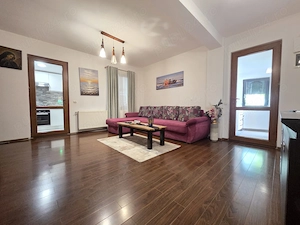 Apartament cu 2 camere, renovat modern, cu terasă de 18 mp   gata de mutare! - imagine 2