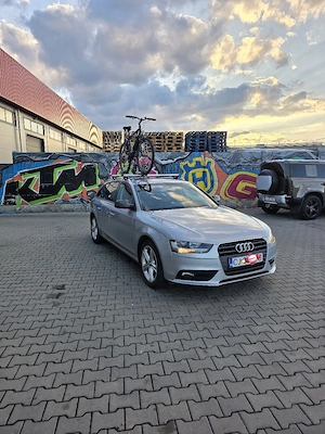 Audi A4 2015 Carte service la zi 