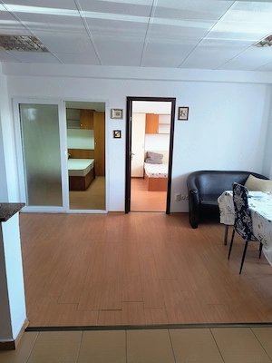 Apartament 3 camere lângă Kaufland Năvodari la parter tel o74414o388 - imagine 3