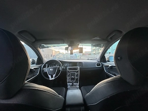 Vând volvo v60 2015