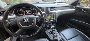 Se vinde Skoda Superb 2011 - imagine 5