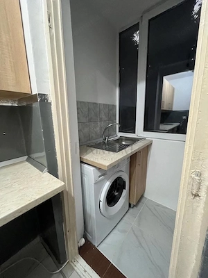 COMPLEX - APARTAMENT 1 CAMERA - mobilat, utilat, etaj intermediar - imagine 4