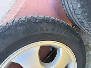 Vând jante Opel  R15 cu cauciucuri 185/65/15