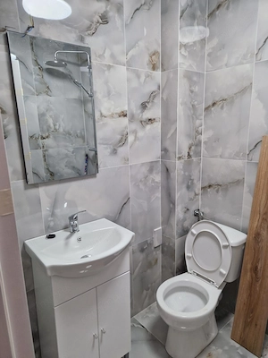 Libertății- Garsonieră renovată - Str. Fabrica de Zahăr - imagine 2