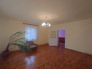 Casa 3 camere , 1850 mp - imagine 5