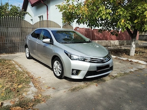 Toyota Corolla 1.6 Benzină Aspirat 132 Cp Euro 5 - Navigație - An 11 2013 - imagine 2