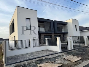 Duplex 5 camere, despărțit prin perete dublu, garaj. Dumbrăvița