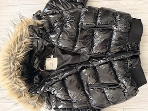 Geaca Moncler