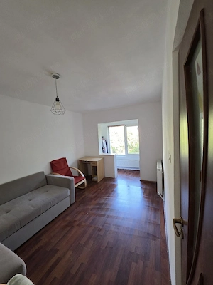 Vand apartament 3 camere, decomandat in Calea Girocului - imagine 3