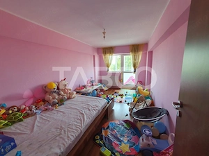 Apartament 4 camere de inchiriat suprafata 120 mp cu vedere la munte - imagine 4