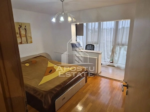Apartament 2 camere de închiriat ,decomandat,zona Girocului