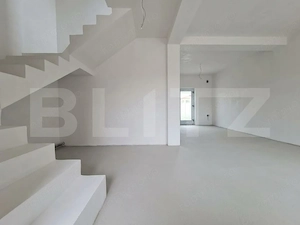 Casă înșiruită, 3 dormitoare, 105 mp, zona Plopi