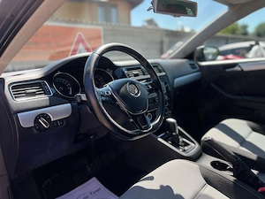 Volkswagen Jetta Hybrid DSG - imagine 8