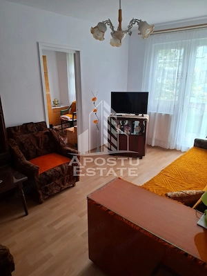 Apartament de închiriat cu 2 camere,zona Dacia,la 10 minute de centru - imagine 2