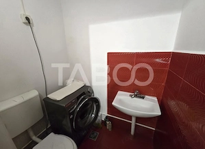 Apartament 3 camere decomandat 72 mpu 2 bai pivnita Vasile Aaron Sibiu - imagine 7