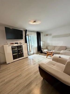 Apartament 3 camere, 65 mp, 2 bai, zona Intre Lacuri - imagine 2