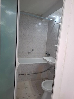 Direct proprietar - închiriez apartament 2 camere, zona Ștefan cel Mare - imagine 8