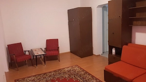 apartament 2 cam Ciurchi - imagine 3