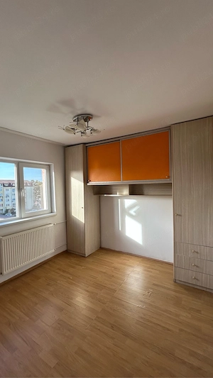 Apartament cu 2 camere, 50 mp   Zona Lipovei - imagine 3