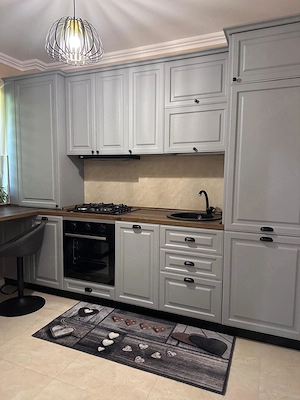 Vând apartament Bușteni ,mobilat +loc de parcare  - imagine 2