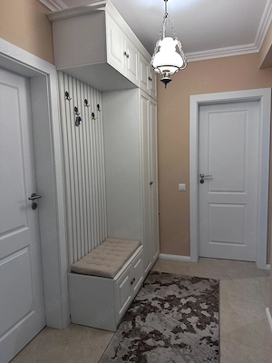 Vând apartament Bușteni ,mobilat +loc de parcare  - imagine 4
