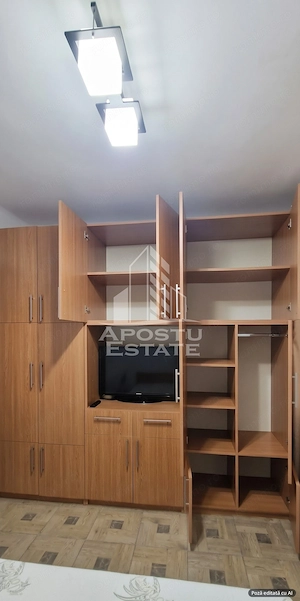 Apartament 3 camere de închiriat, pozitie excelenta, situat central - imagine 4