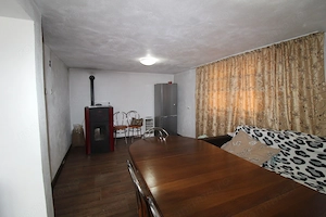 Casă Comuna Telești - imagine 4