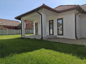DUPLEX FINALIZAT - LANGA ASFALT - COMPARTIMENTARE PRACTICA - imagine 2