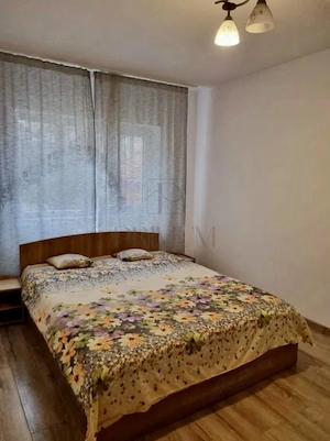 Spitalul Judetean, 2 Camere de Inchiriat, Centrala, Etaj 1