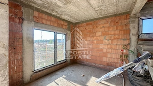 Jumatate de duplex cu 4 camere in Dumbravita - imagine 2