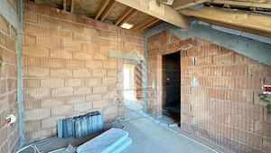 Jumatate de duplex cu 4 camere in Dumbravita - imagine 7