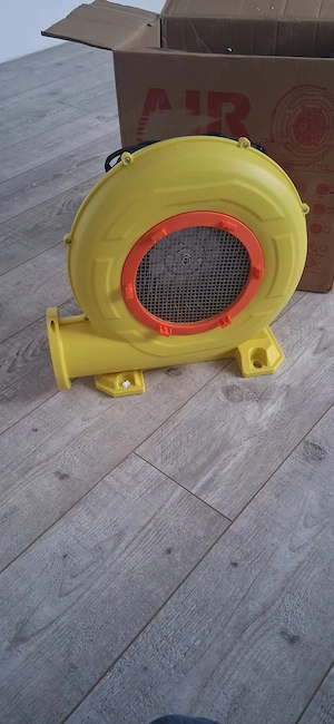   Suflantă aer electrică profesională 1200W, NOUĂ la cutie, pentru castele gonflabile   curte .
