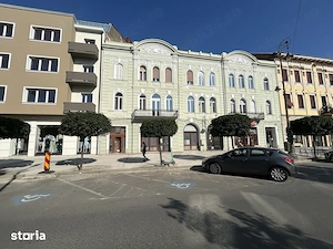 Vand apart.2 cam.ultracentral,Revolutiei,vis-a-vis de hotel  Continental.et.1 2, st.80 mp. - imagine 3
