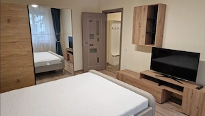 Inchiriez ap 2 camere Piatra-Neamț, centru, parter, str Ana Ipatescu, 400 eur  luna - imagine 3