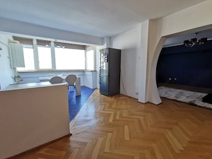 Apartament Central, bloc Casa Cartii - imagine 10