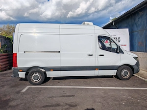 Mercedes Sprinter Frigorific 314 CDI 143 CP automat 2 compartimente service Mercedes TVA deductibil - imagine 7
