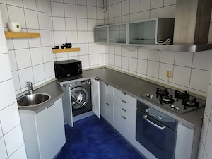 Apartament Central, bloc Casa Cartii - imagine 5