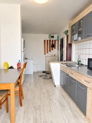 Apartament decomandat | Centrală proprie | Rovine – Zona Părculeț