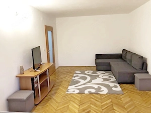 Zona Calea Lipovei - De închiriat apartament cu trei camere la etajul 1 cu centrală proprie. - imagine 12