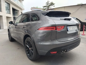 Jaguar F Pace R sport black design - imagine 5