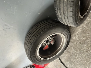 Vand cauciucuri de iarna Toyota Rav 4