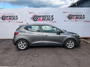 Renault Clio 0.9 75 CP 2015 AC Bluetooth Comenzi volan senzori parcare Pilot automat - imagine 6