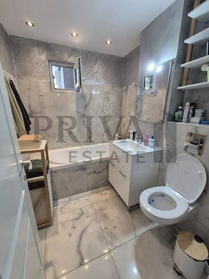Apartament 3 camere, decomandat, et 2, centrala proprie, zona Lipovei - imagine 4