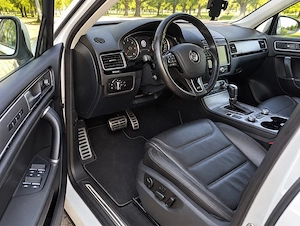 se vinde volkswagen touareg din anul 2015 - imagine 2