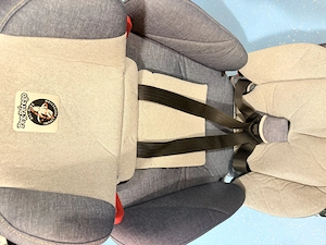 Scaun auto Isofix poziție de culcare până 36 kg