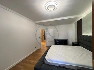 Apartament modern cu 3 camere, terasă încălzită și parcare inclusă! - imagine 3