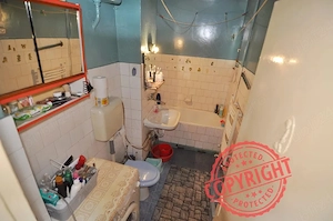 vand in Dambul Pietros,,apt. 2 camere,et.4 din 10, decomandat - imagine 4