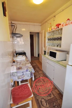 vand in Dambul Pietros,,apt. 2 camere,et.4 din 10, decomandat - imagine 5